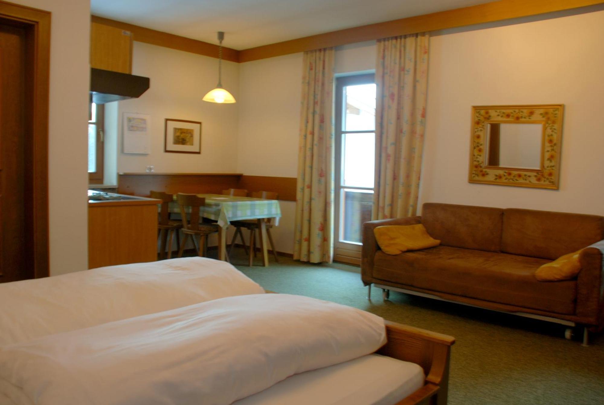 Residence Schneiderhof San Candido Dış mekan fotoğraf